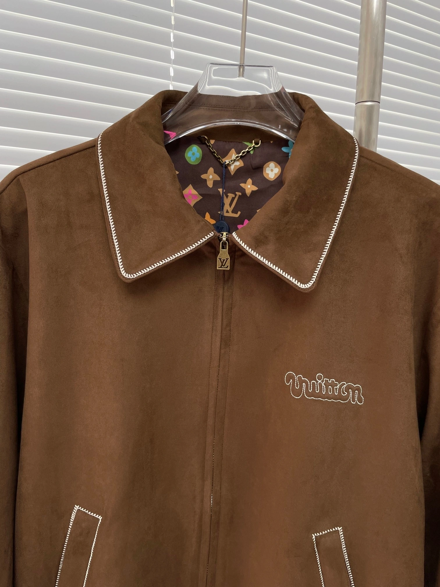 wg.luxury- 8V embroidery cowhide oversized 2Colour item:D-F409I0423-2